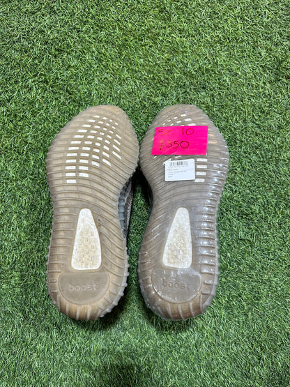 YEEZY 350 BELUGA V2 SZ. 10 (PO)