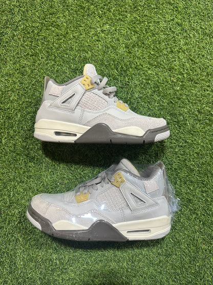 RETRO 4 CRAFT PHOTON DUST SZ. 5.5Y (PO)