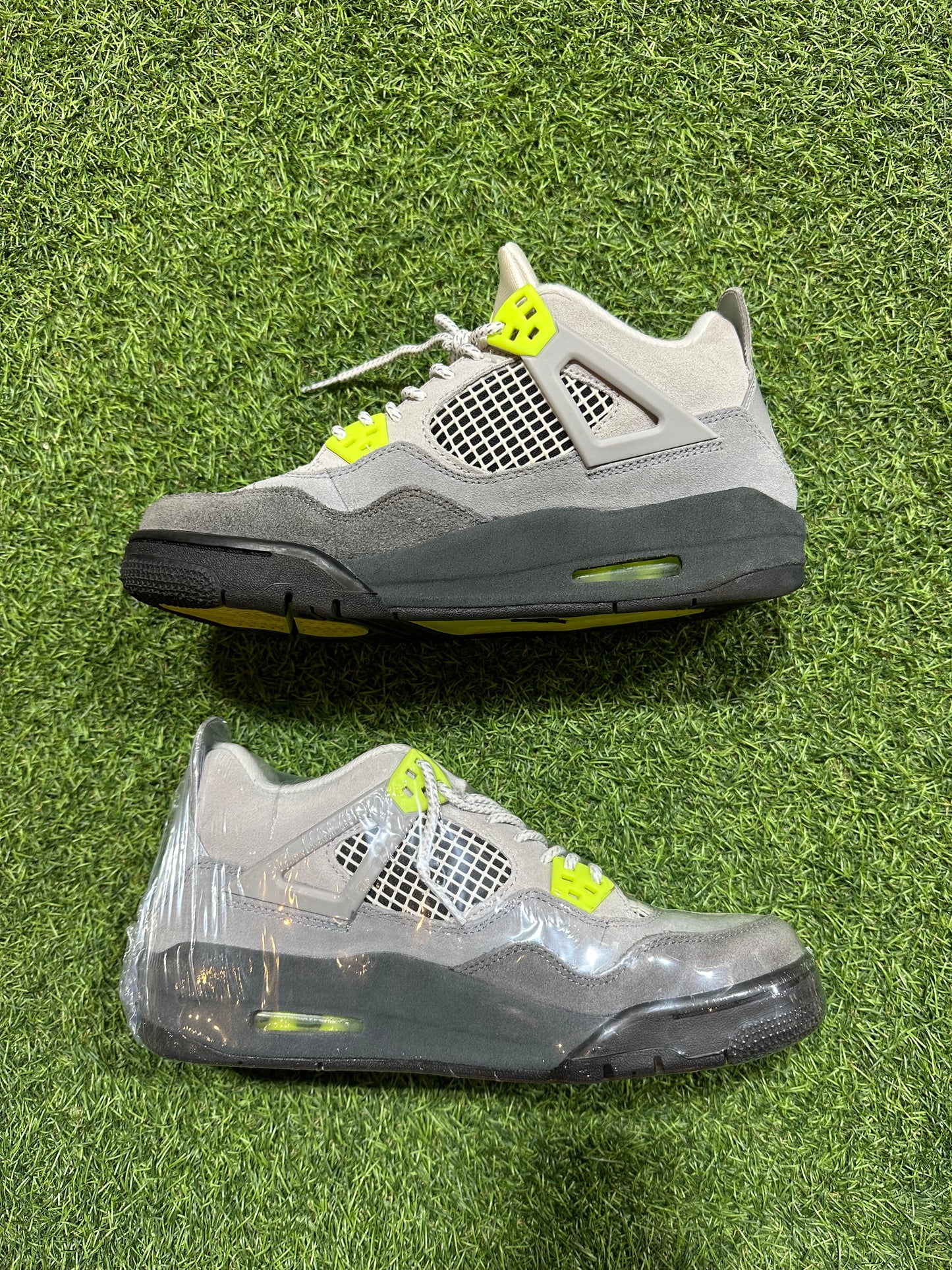 Retro 4 Neon SZ. 7Y (PO) (No Box)