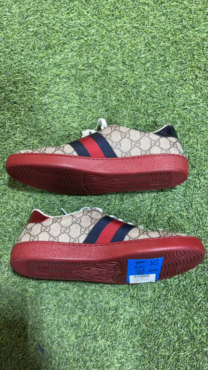 GUCCI SIGNATURE LOW RD BOTTOM SZ. 8 (PO)