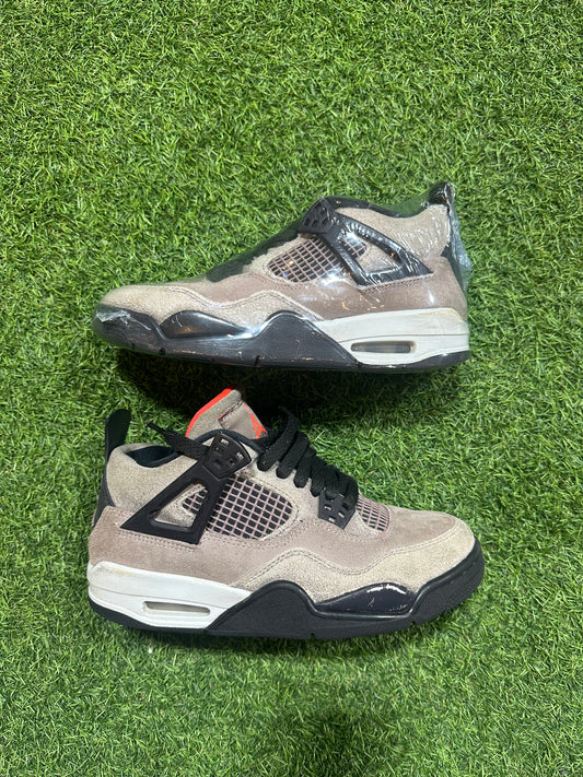 RETRO 4 TAUPE HAZE SZ. 5Y