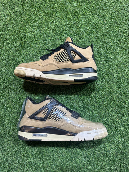 RETRO 4 FOSSIL SZ. 4.5Y