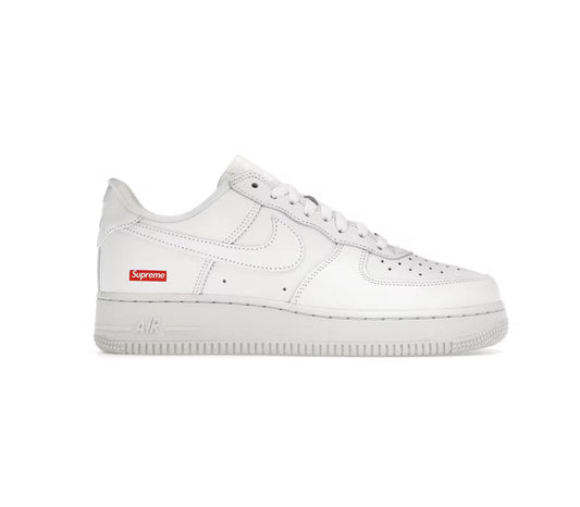 SUPREME AF1 WHITE SZ. 6 (New)